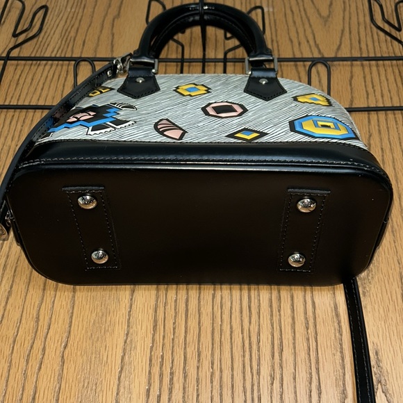 Rare limited edition Louis Vuitton Epi azteque Alma BB - Picture 6 of 16